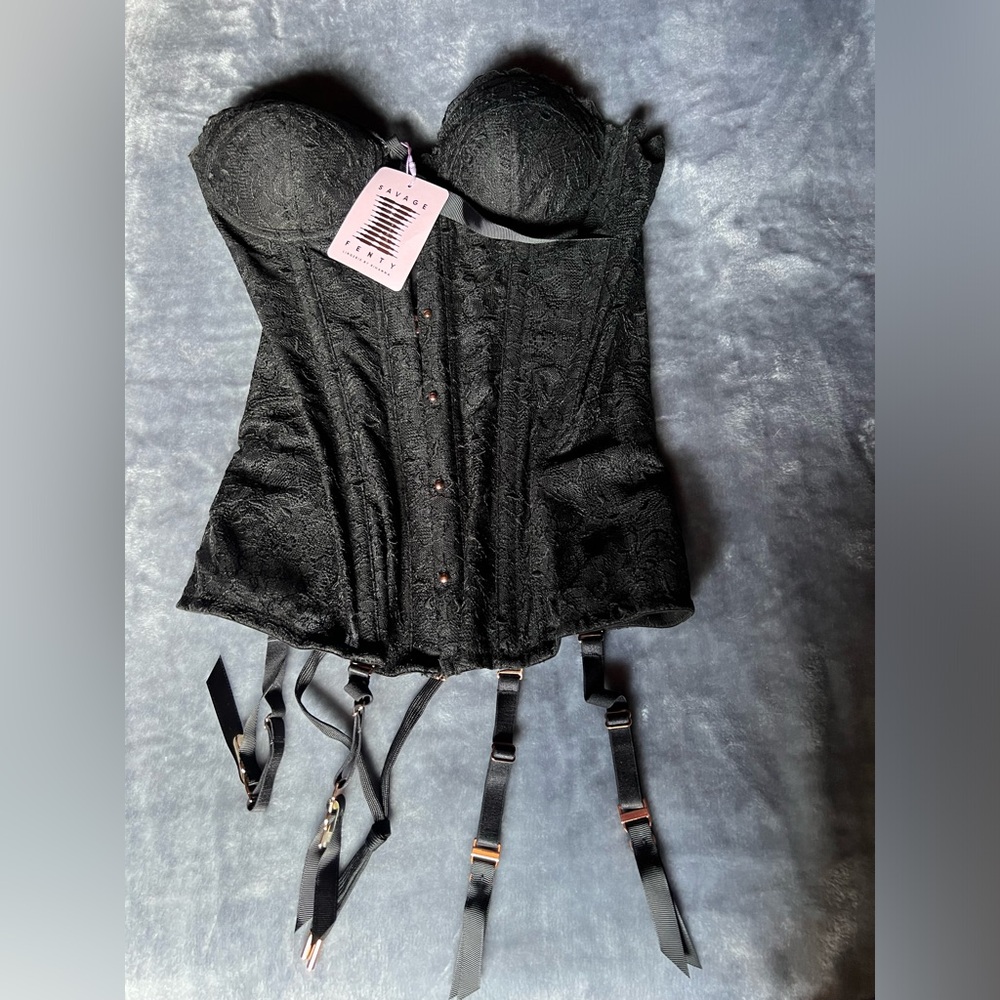 NWT SAVAGE X FENTY CORSET Discontinued style